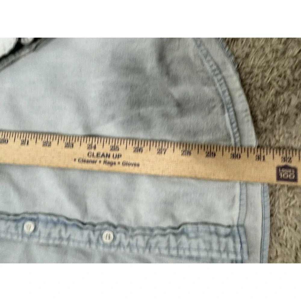 Levis excellent no